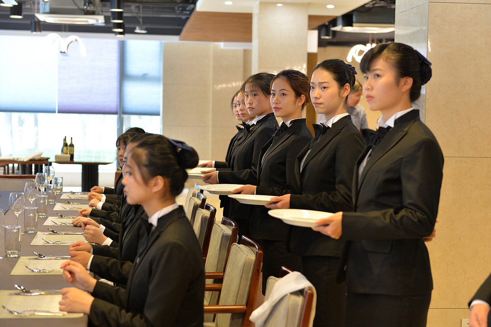 酒店管理专业 连接旅游业与餐饮业的桥梁